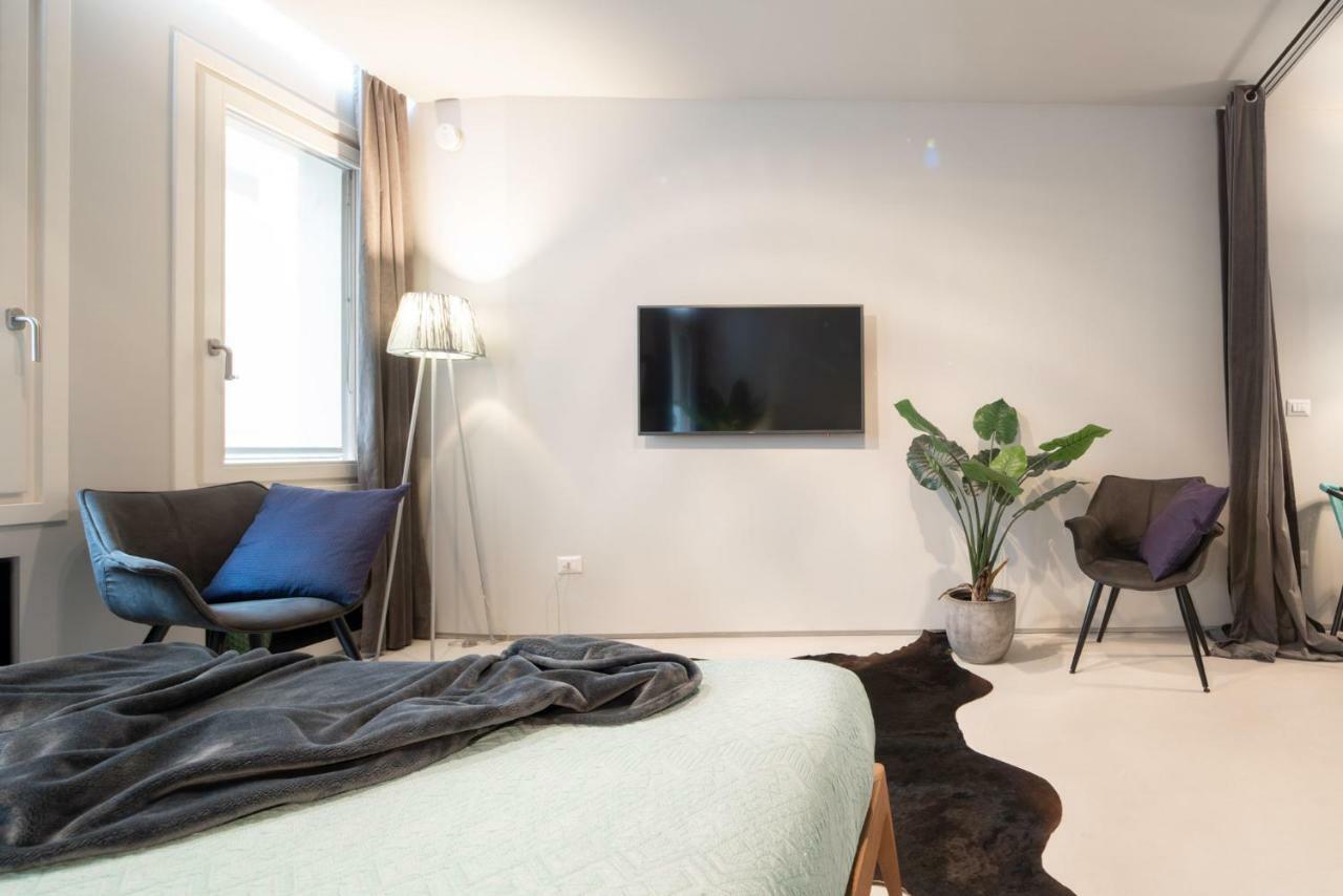 Officine Cavour Piazza Cavour Apartment ปาโดวา ภายนอก รูปภาพ